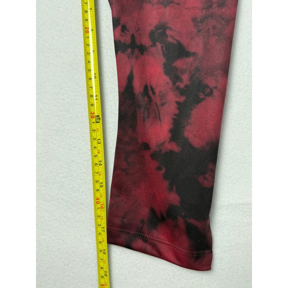 NOBULL Womens Tie Dye Cropped Leggings Red Black Size S Workout Tights - Picture 8 of 10